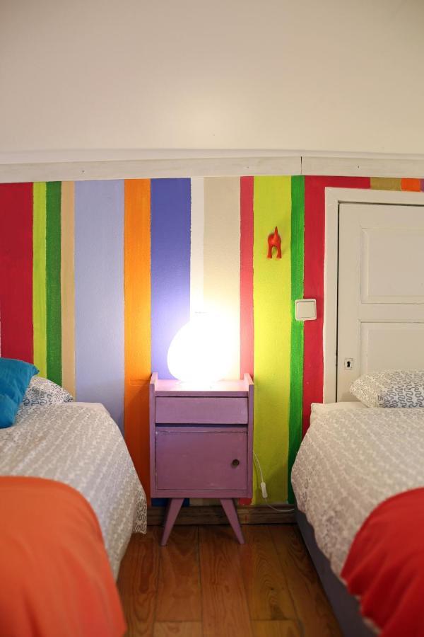 Chill In Ericeira Surf House Hostel Bagian luar foto