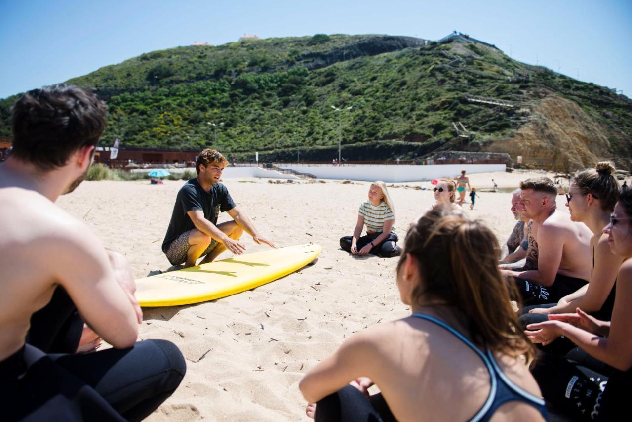 Chill In Ericeira Surf House Hostel Bagian luar foto