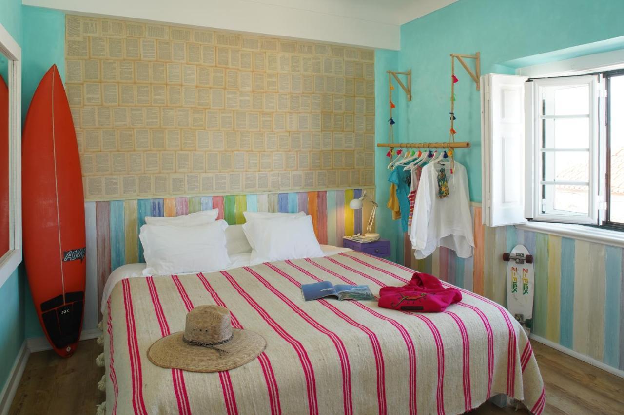 Chill In Ericeira Surf House Hostel Bagian luar foto
