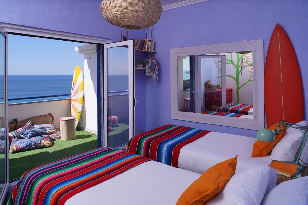 Chill In Ericeira Surf House Hostel Bagian luar foto
