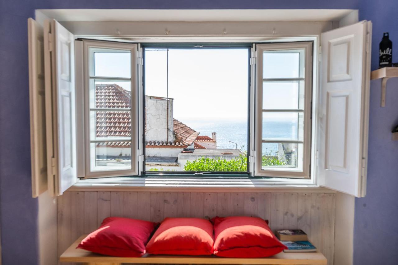Chill In Ericeira Surf House Hostel Bagian luar foto