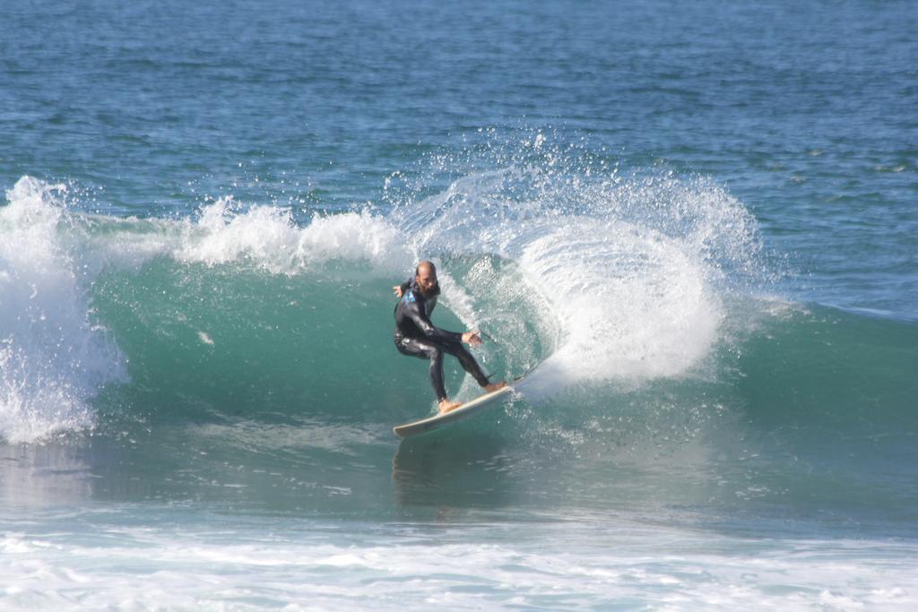 Chill In Ericeira Surf House Hostel Bagian luar foto